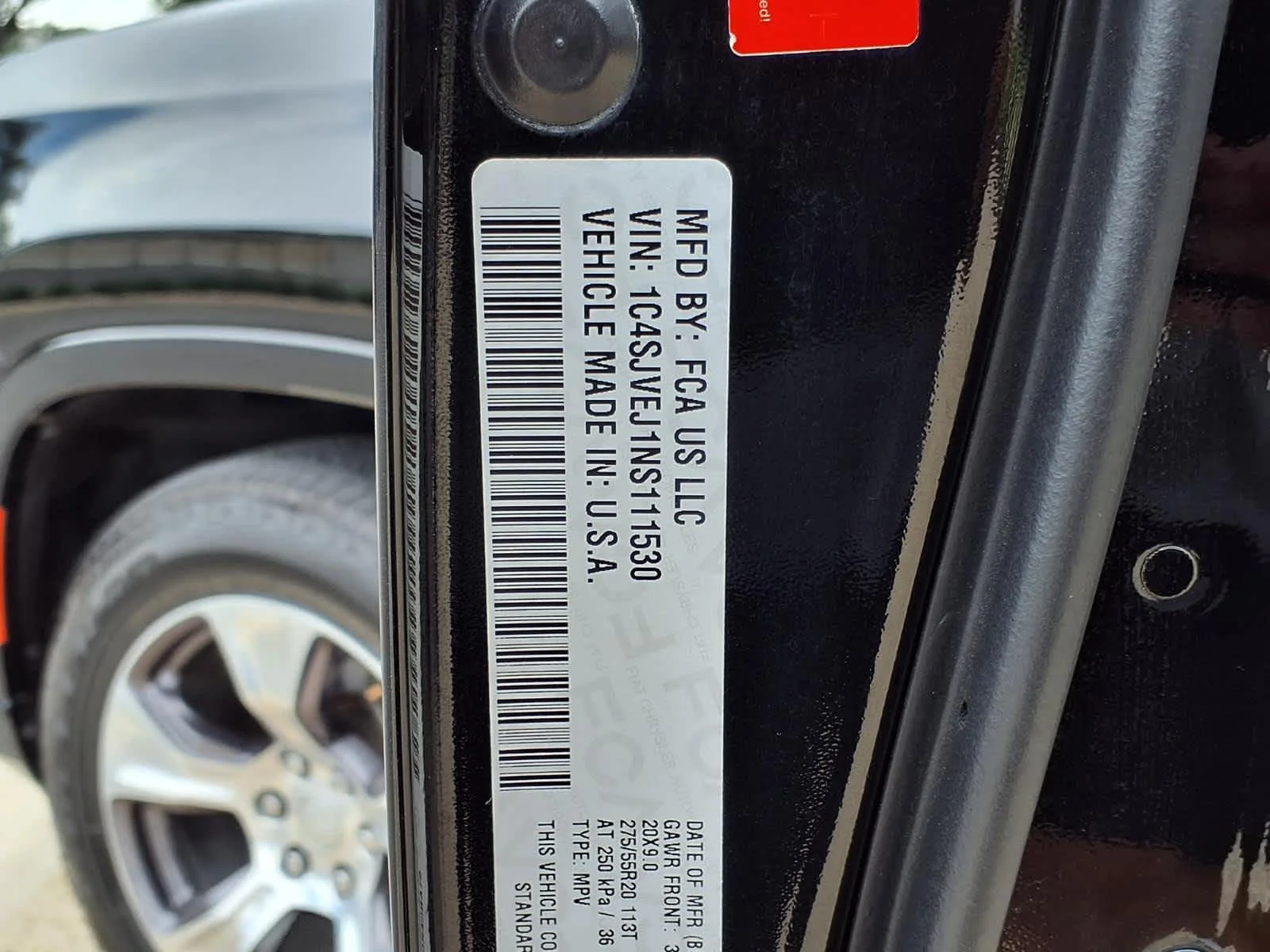 Used 2022 Diamond Black Crystal Pearlcoat Jeep Series I image 30