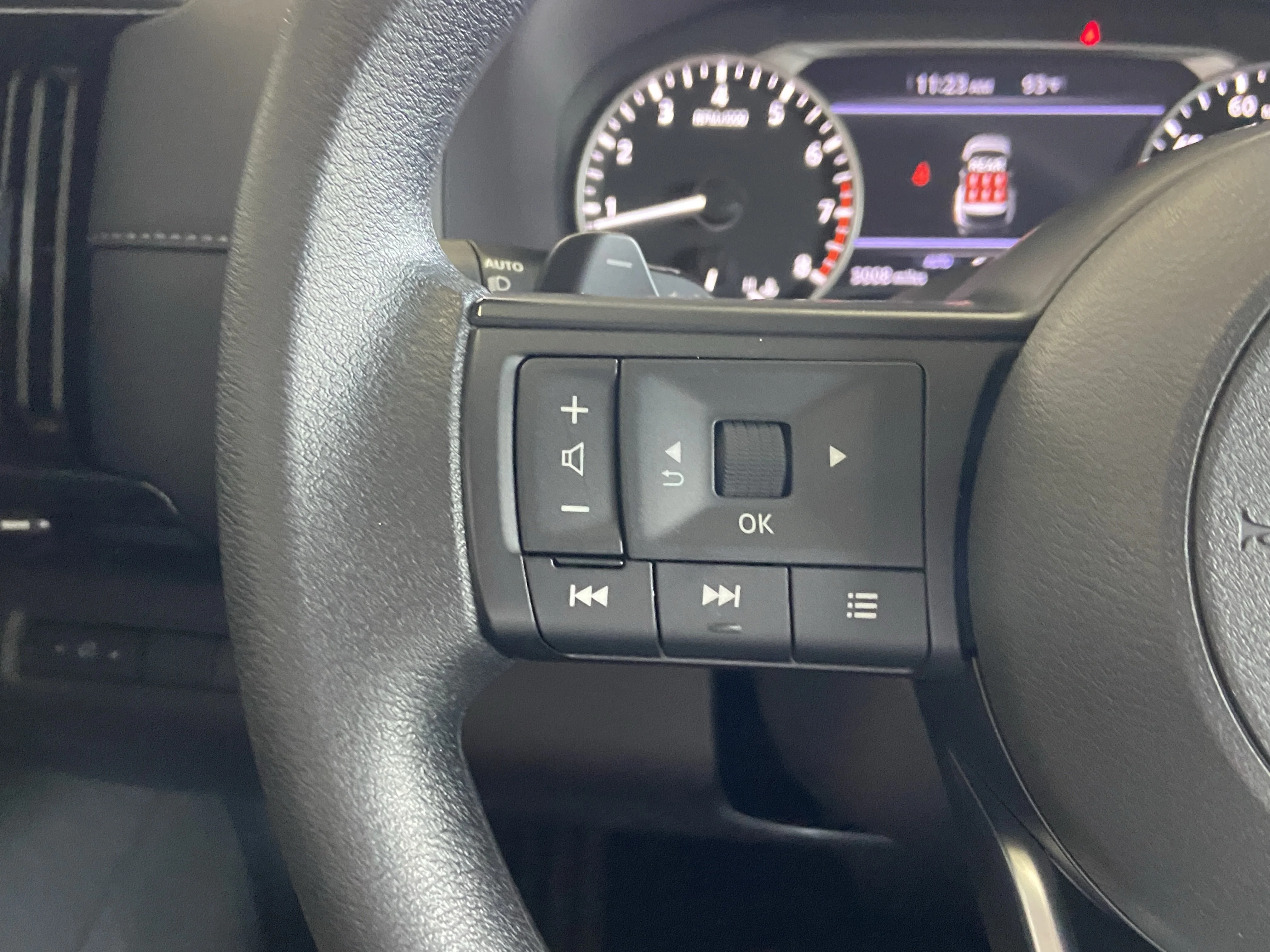 Used 2025 Super Black Nissan S image 18