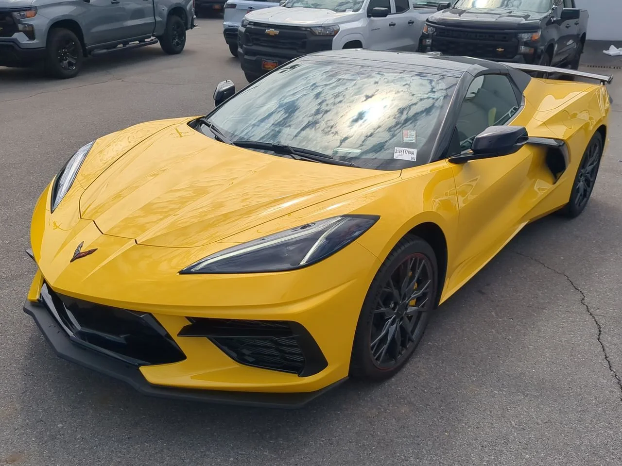 Used 2026 Competition Yellow Tintcoat Metallic Chevrolet 2LT image 4