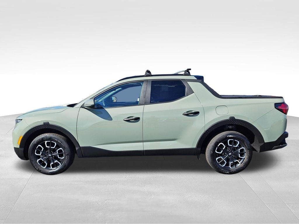 Used 2024 Green Hyundai SEL image 2