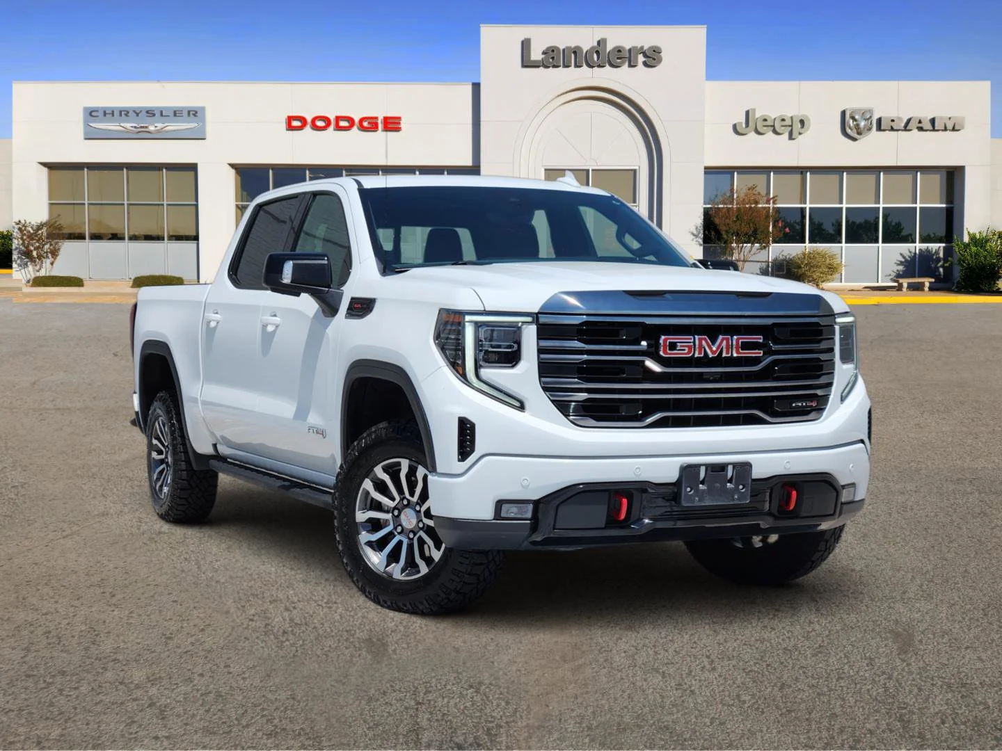 2022 GMC Sierra 4WD Crew Cab Short Box AT4's photo