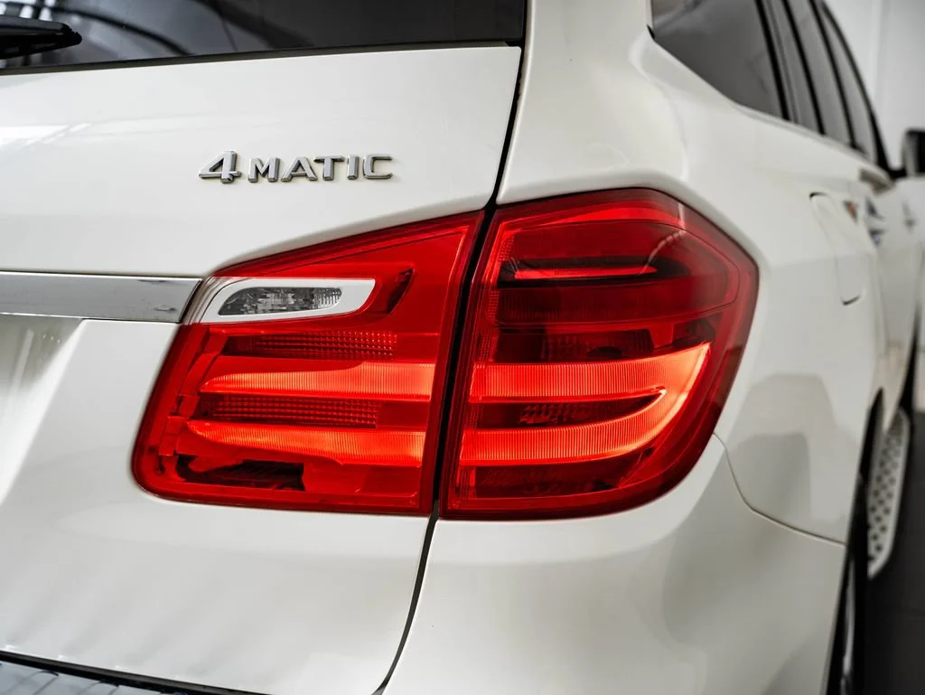 Used 2016 Polar White Mercedes-Benz GL 450 image 9