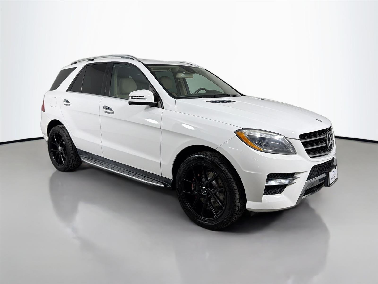 Used 2014 Polar White Mercedes-Benz ML 350 image 4