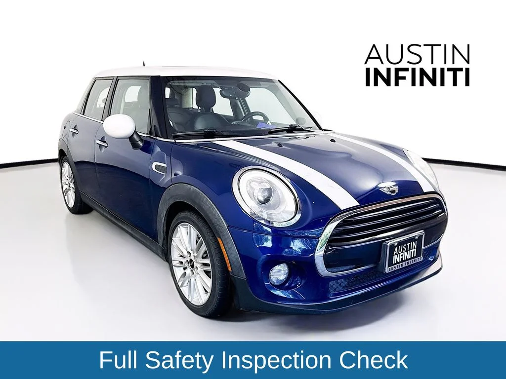 2017 MINI Cooper 4 Door's photo