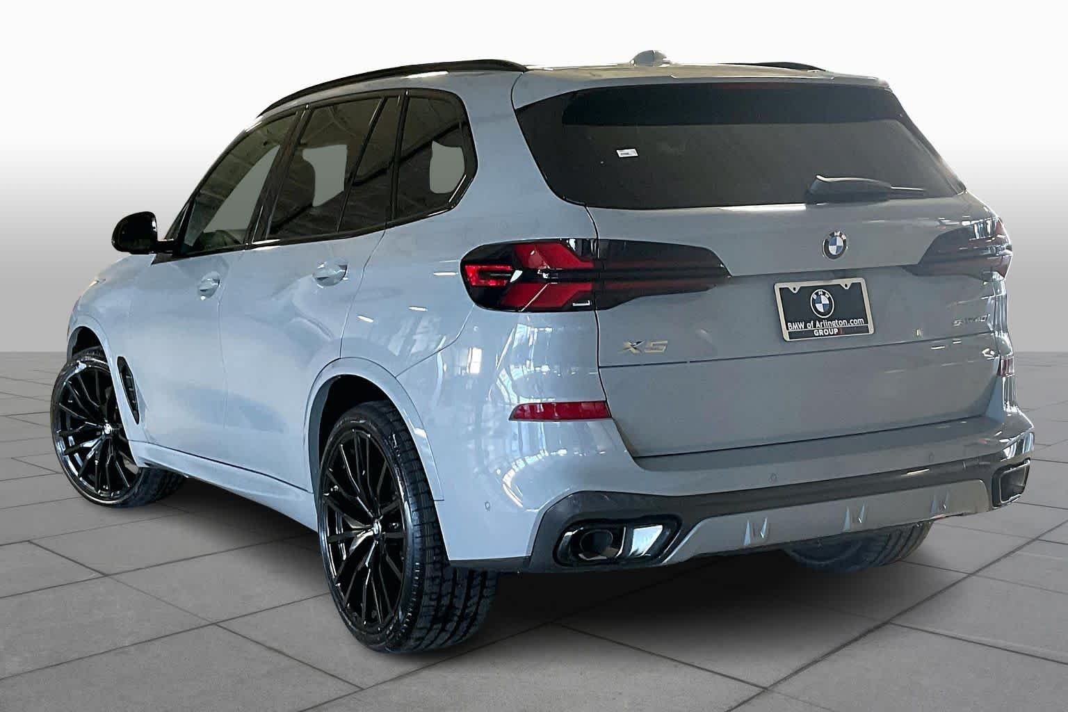 New 2026 Brooklyn Grey Metallic BMW sDrive40i image 12