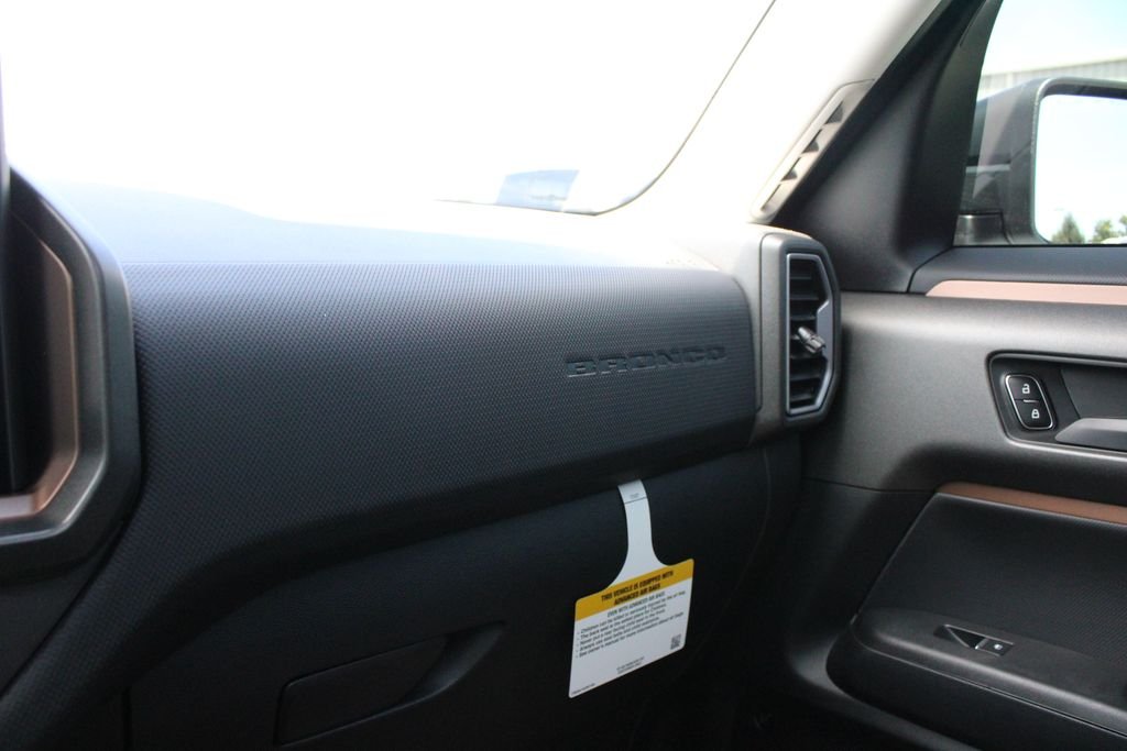 New 2026 Space White Metallic Ford Outer Banks image 21