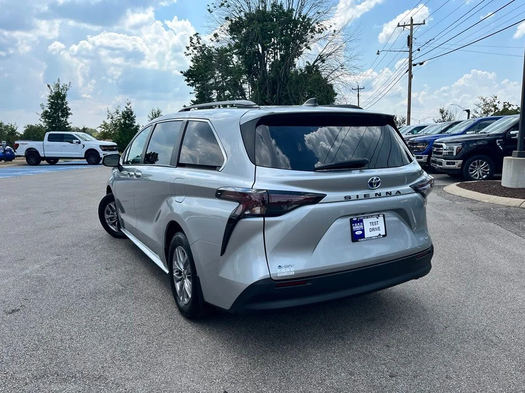 Used 2025 Silver Toyota XLE image 4