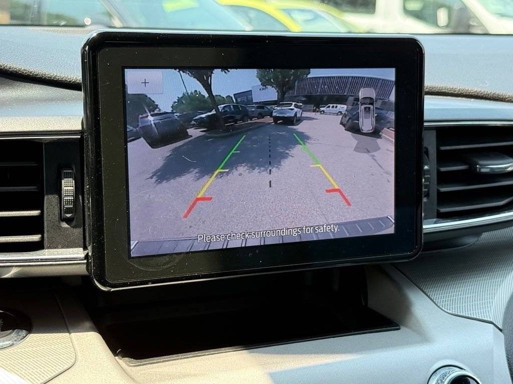 Used 2023 Silver Ford XLT image 20
