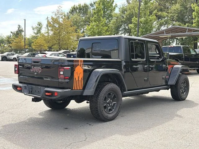 Used 2020 Black Jeep Mojave image 12