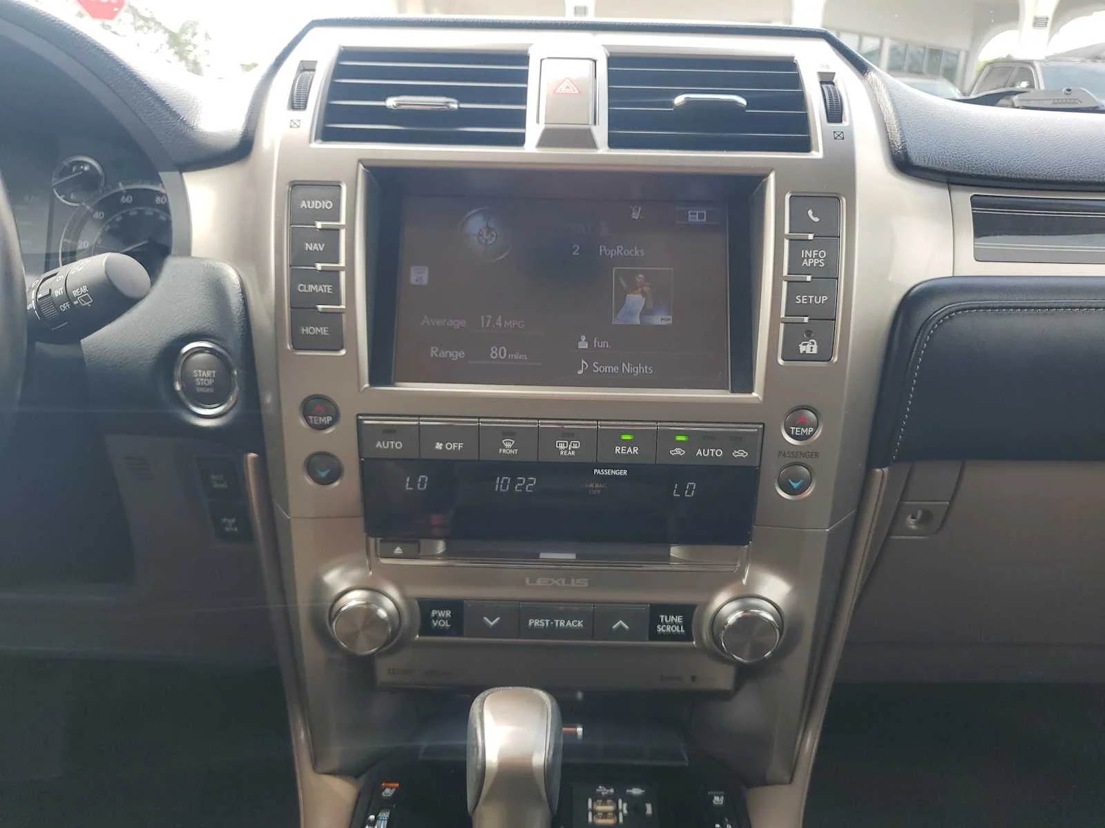 Used 2020  Lexus GX 460 Premium image 12