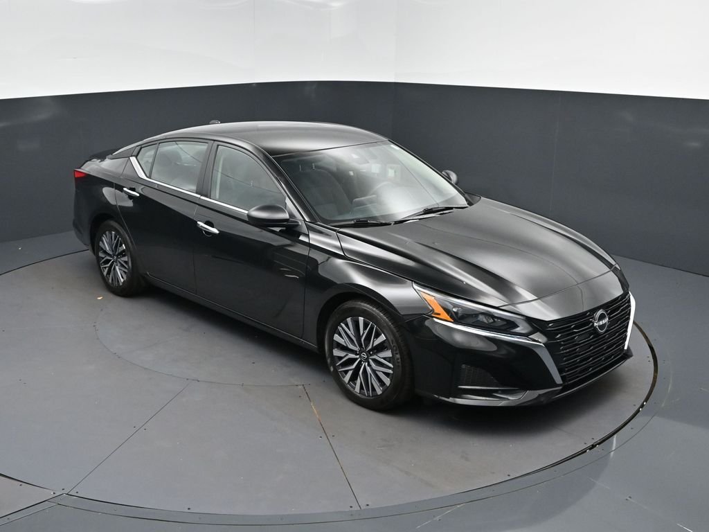 2025 Nissan Altima 2.5 SV's photo