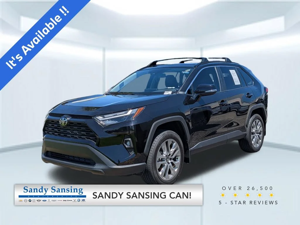 Used 2025 Black Toyota XLE Premium image 1