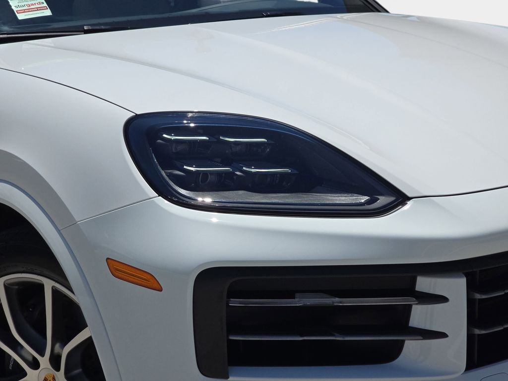 Used 2024 White Porsche Base image 35