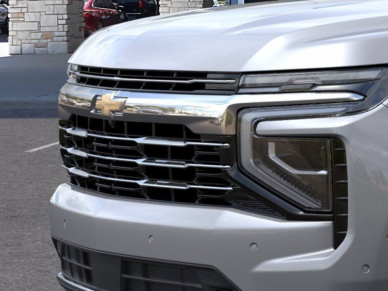 2026 Chevrolet Suburban LT - Photo 13