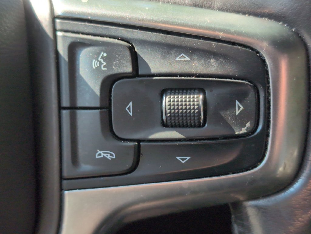 Used 2021 Blue Chevrolet LT image 22