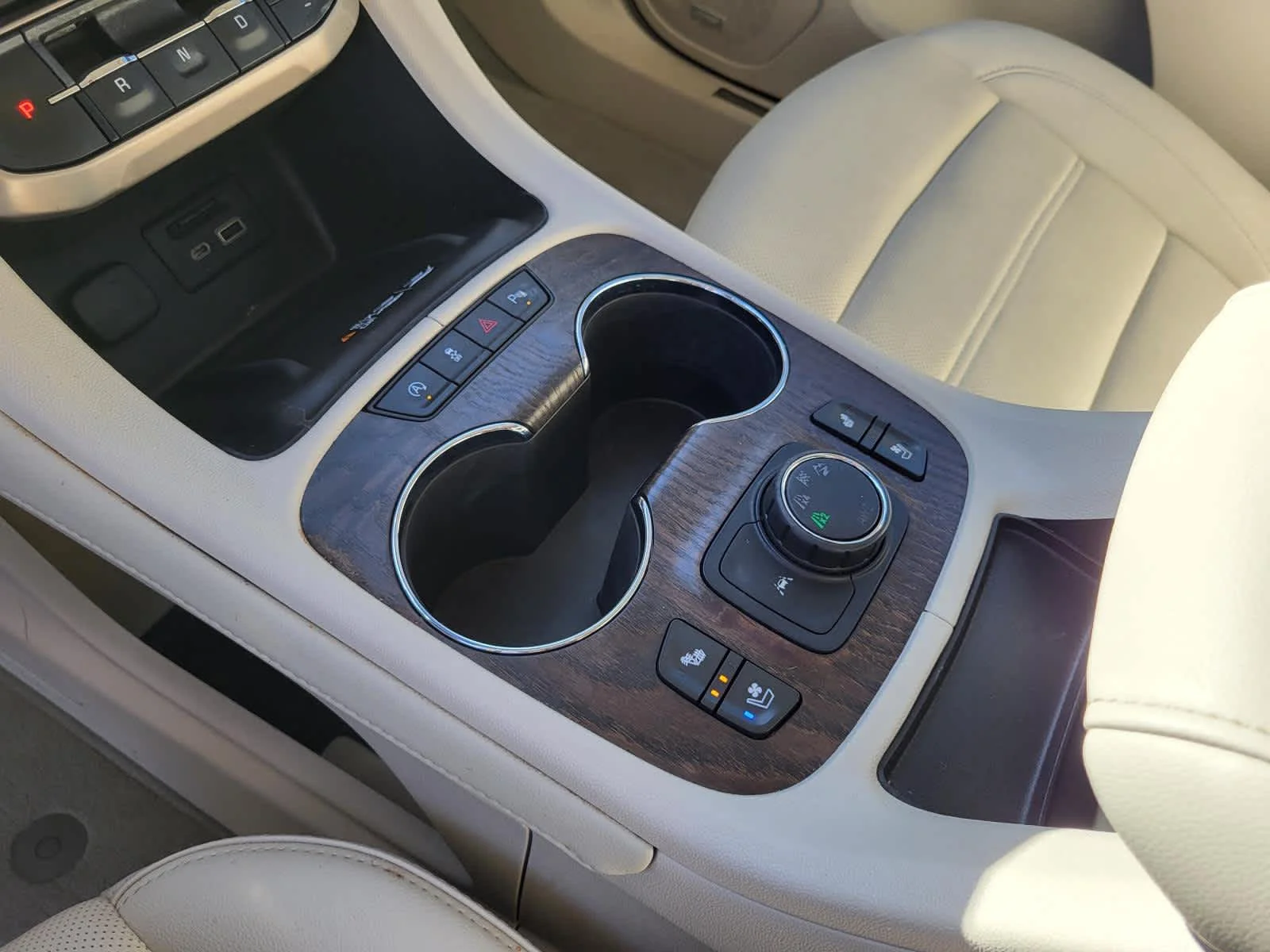 Used 2023 Summit White GMC Denali image 26
