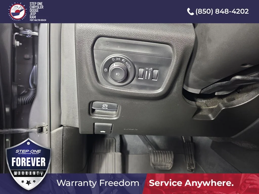 Used 2023 Gray Jeep Limited image 17