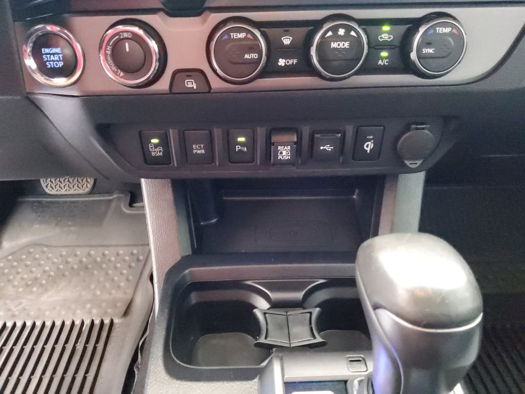 Used 2021  Toyota TRD Off-Road image 26