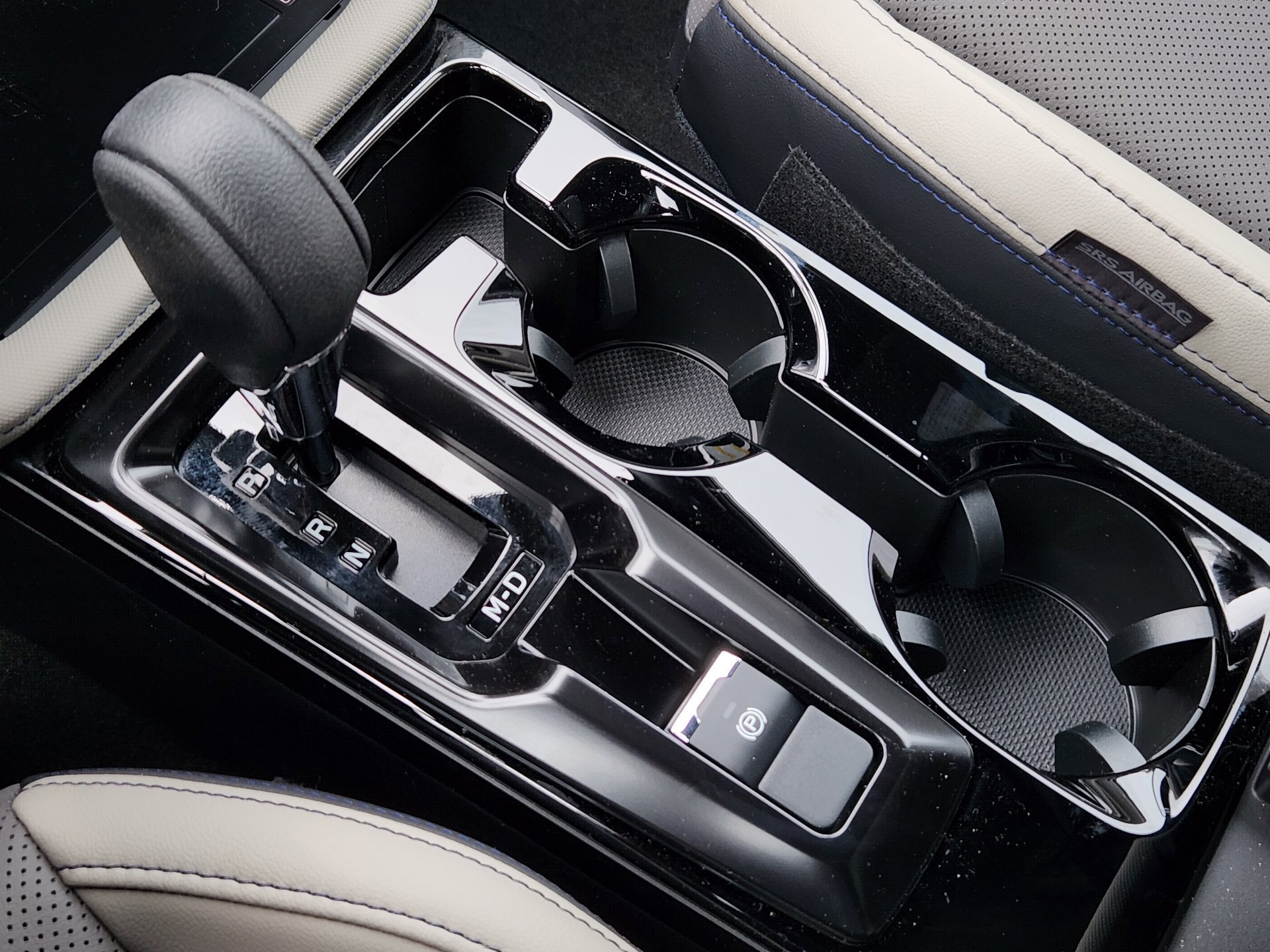 New 2026 CRYSTAL WHITE PEARL Subaru Limited image 17