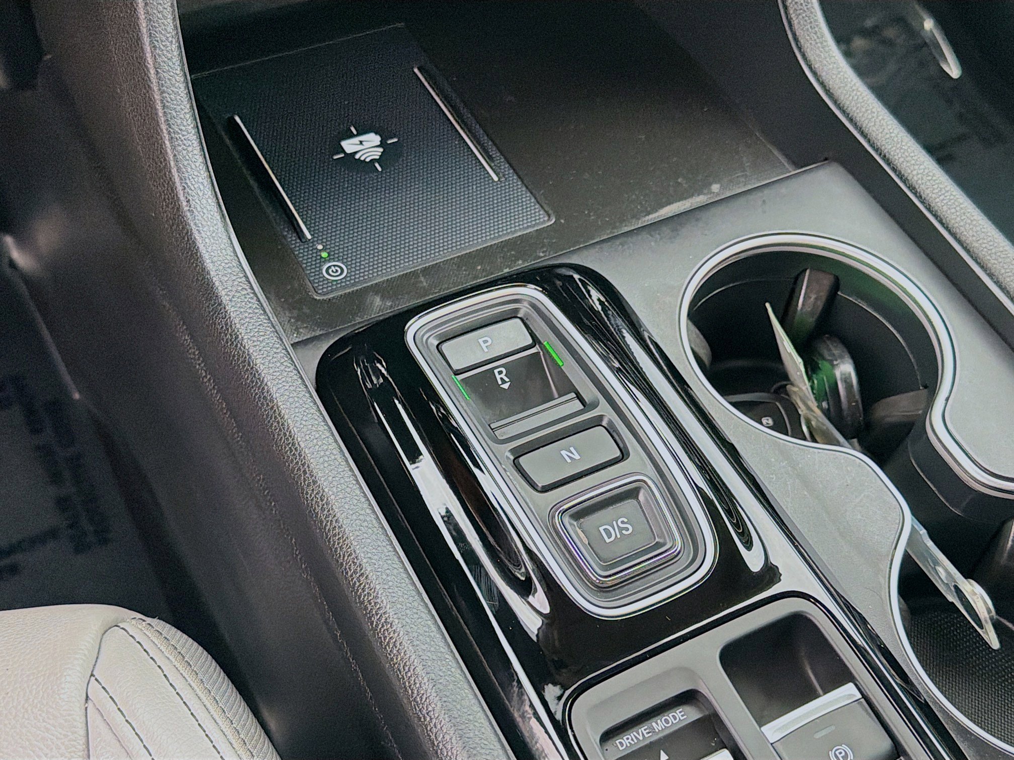 2024 Honda Pilot Touring - Photo 16