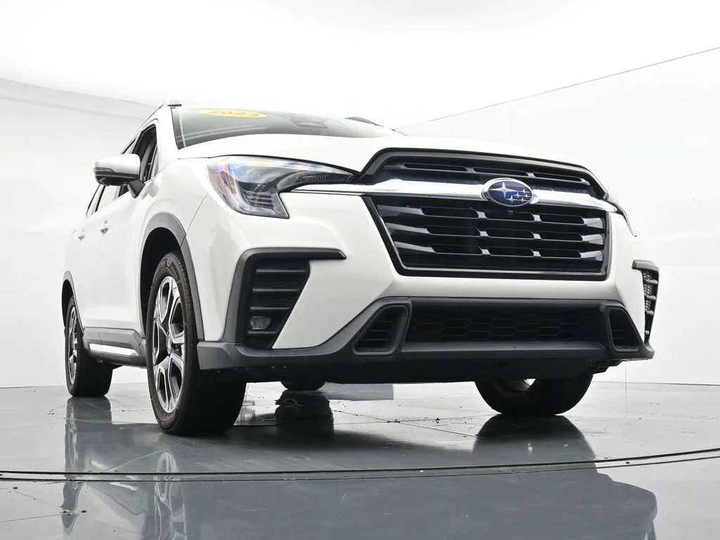 Used 2023 White Subaru Limited image 29