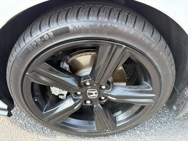 Used 2023 White Honda Sport-L image 11