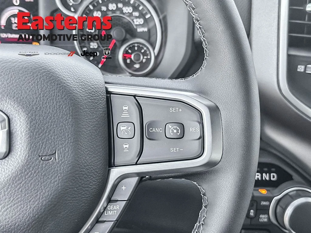 New 2026 Diamond Black Crystal Pearl-Coat Exterior Paint RAM Big Horn/Lone Star image 19
