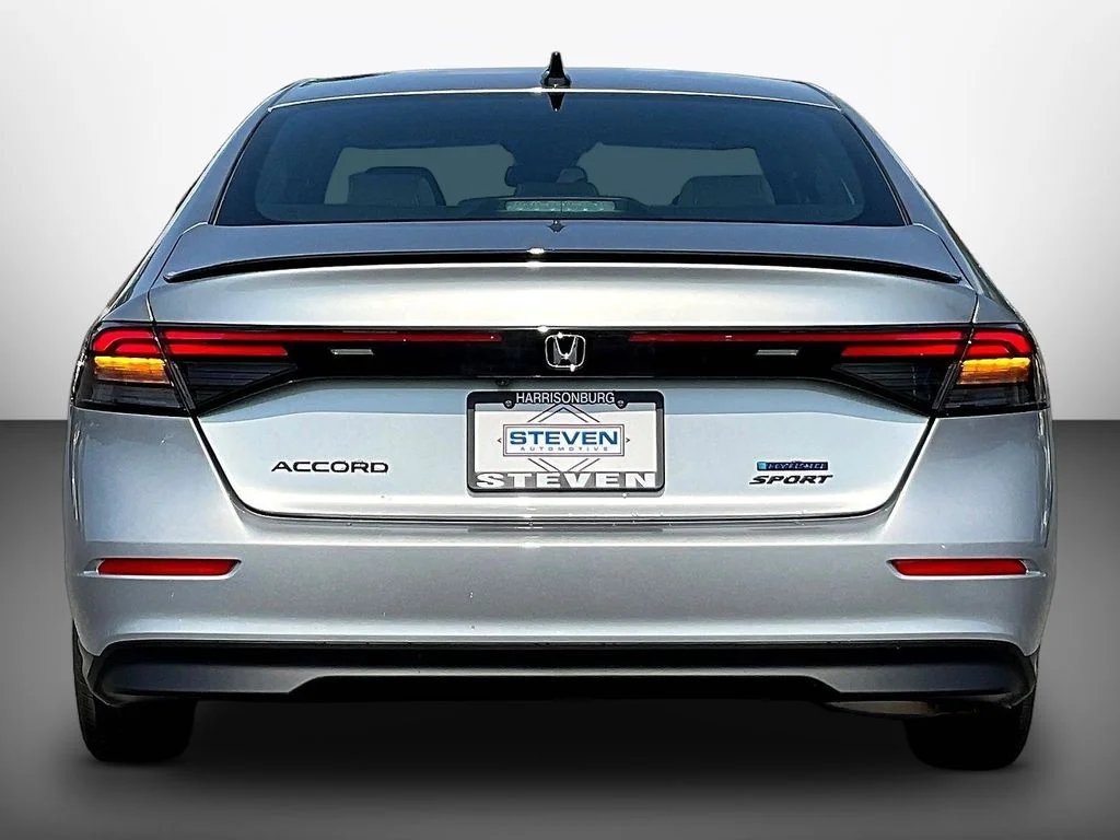 New 2026 Solar Silver Metallic Honda Sport Hybrid image 5