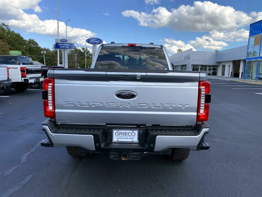 Used 2024 Silver Metallic Ford Lariat image 4