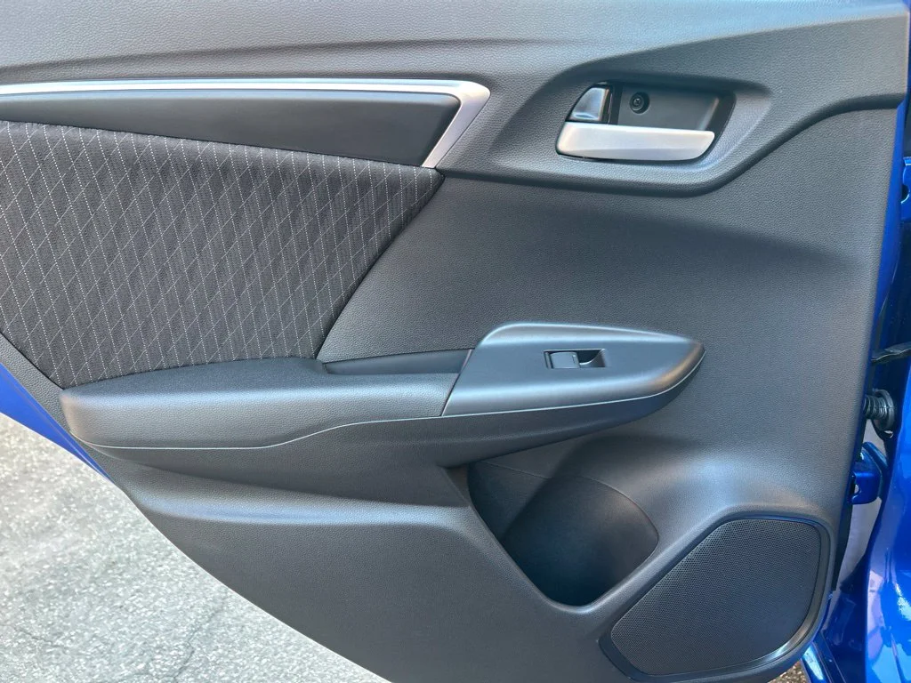 Used 2019 Blue Honda EX image 21