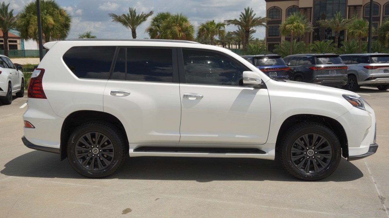 Certified Used 2023 EMINENT WHITE PEARL Lexus GX 460 Premium image 4