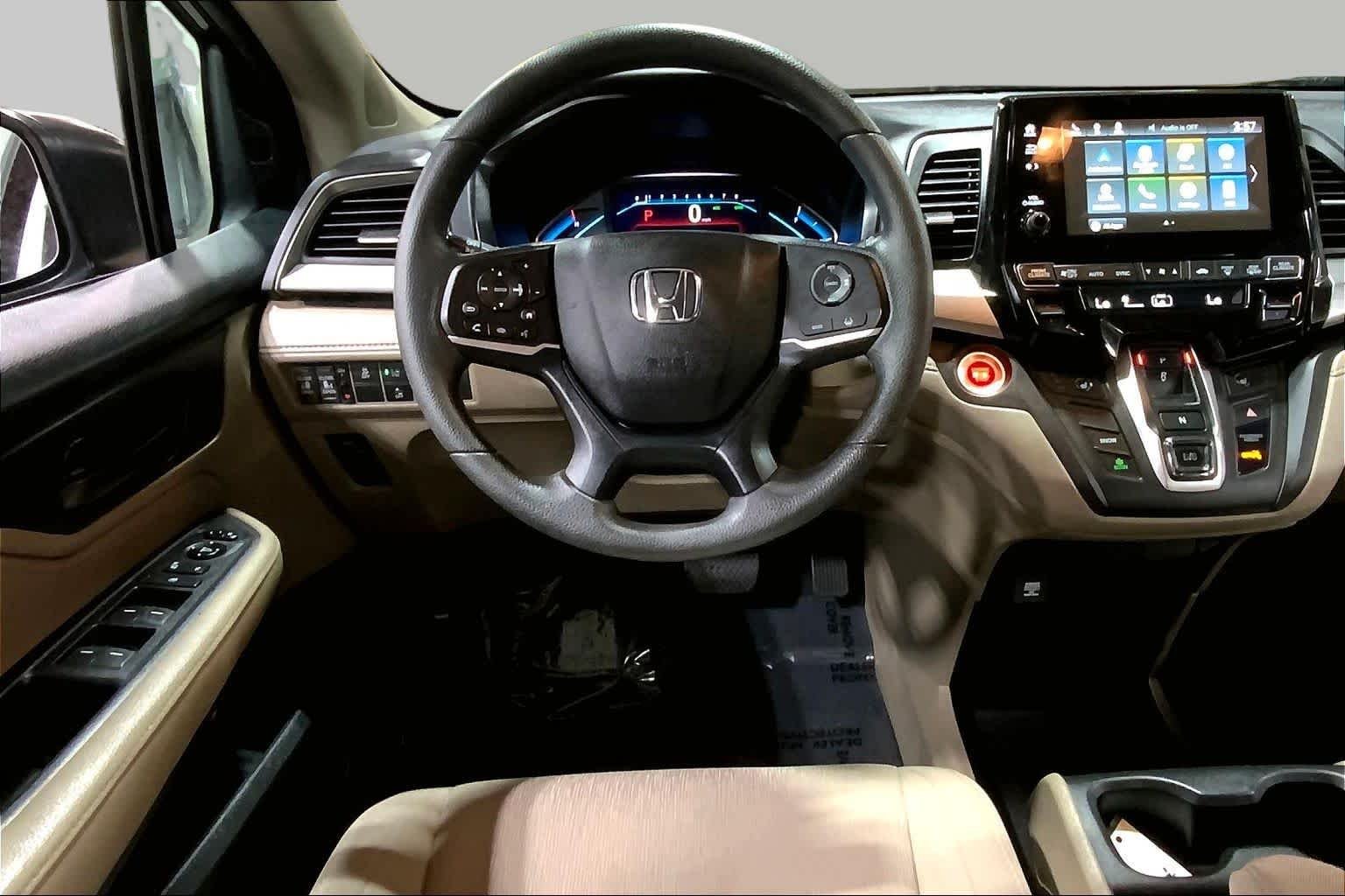Pre-Owned 2018 Honda Odyssey EX