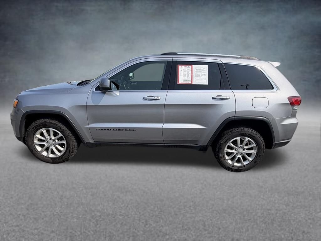 Used 2021 Billet Silver Metallic Jeep Laredo E image 2