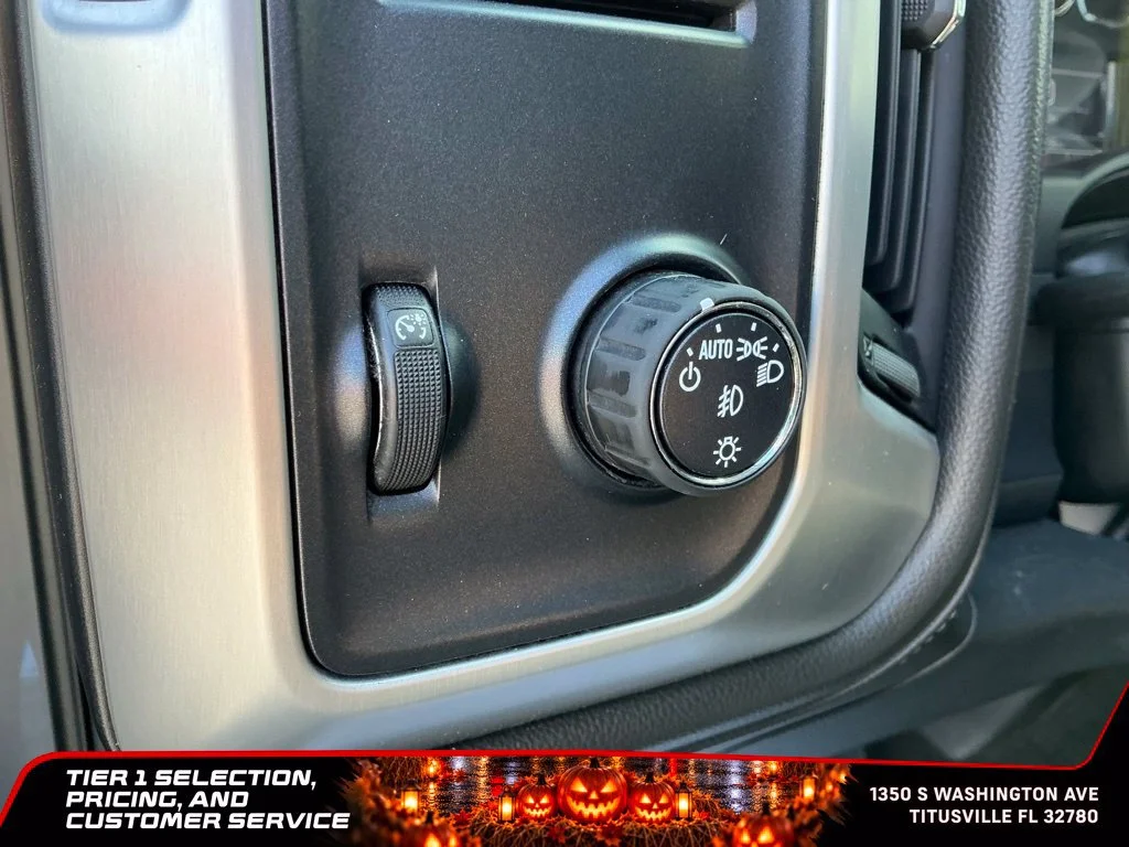 Used 2017 PEPPERDUST METALLIC GMC SLE image 26