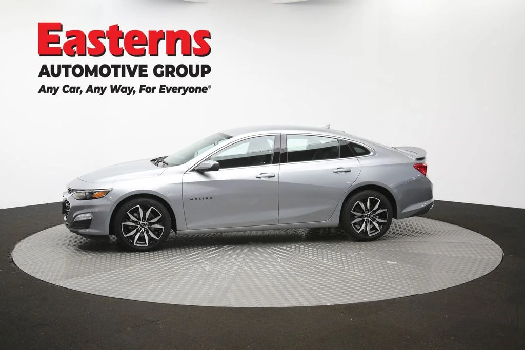 Used 2024 Gray Chevrolet RS image 57