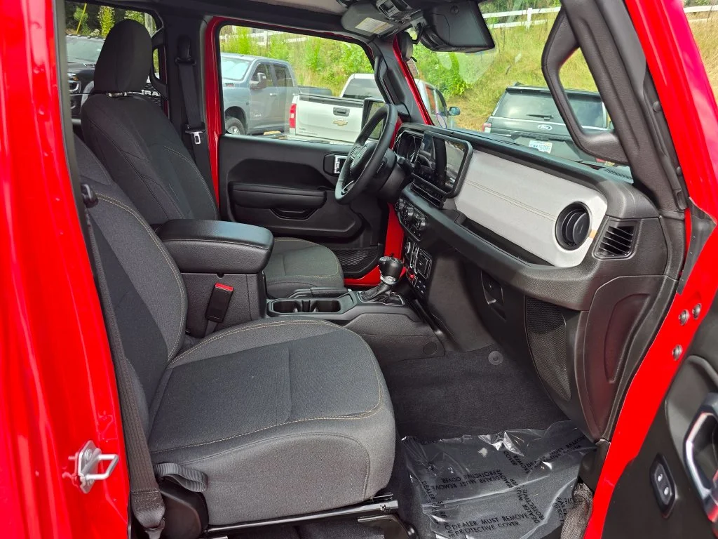 Certified Used 2025 Red Jeep Willys 4xe image 28