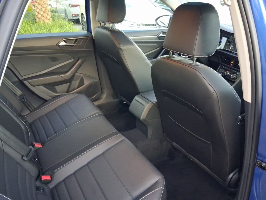 Used 2024 Blue Volkswagen 1.5T SE image 18