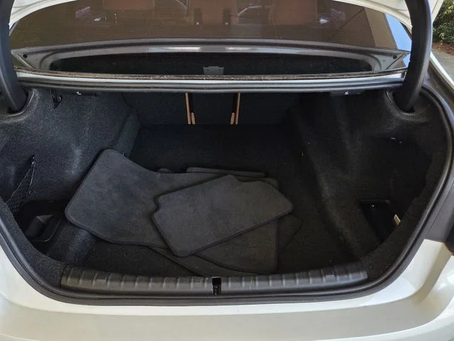 Used 2019 Mineral White Metallic BMW 540i image 25