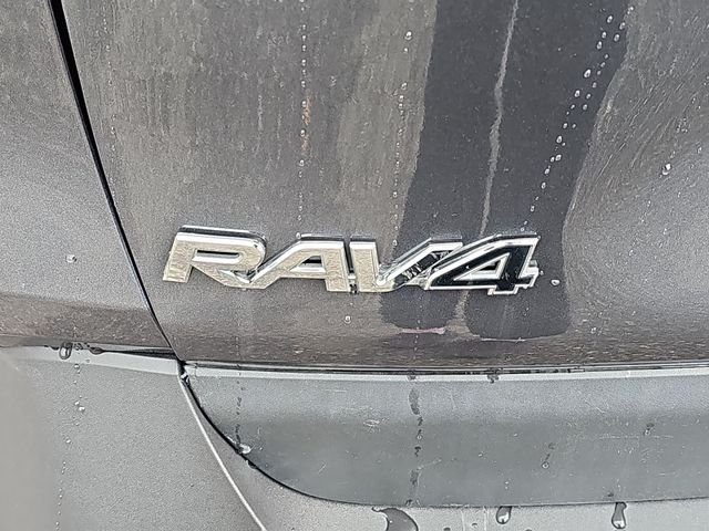 Used 2025 Gray Toyota LE image 34