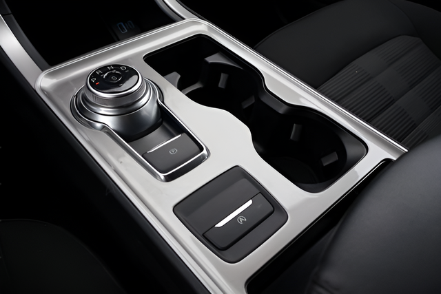 Used 2023 Black Metallic Ford SEL image 21