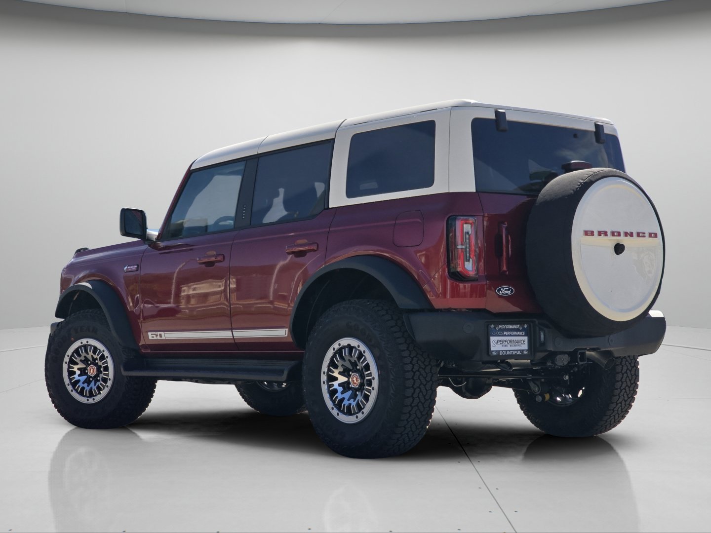 New 2026 Ruby Red Metallic Tinted Clearcoat Ford Outer Banks image 20