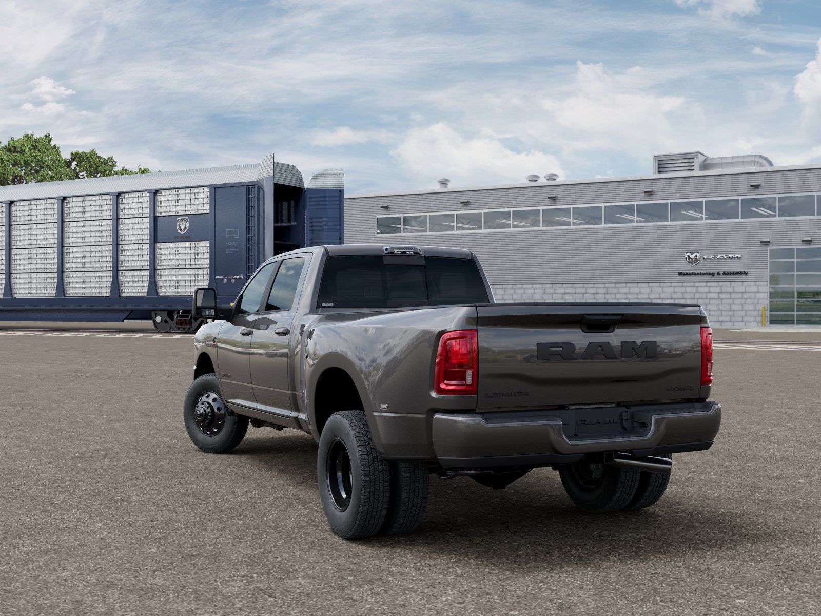 New 2026 Granite Crystal Metallic Clear-Coat Exterior Paint RAM Laramie image 3
