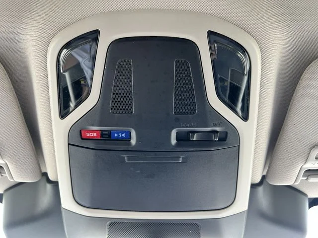 Certified Used 2024 White Subaru Premium image 27