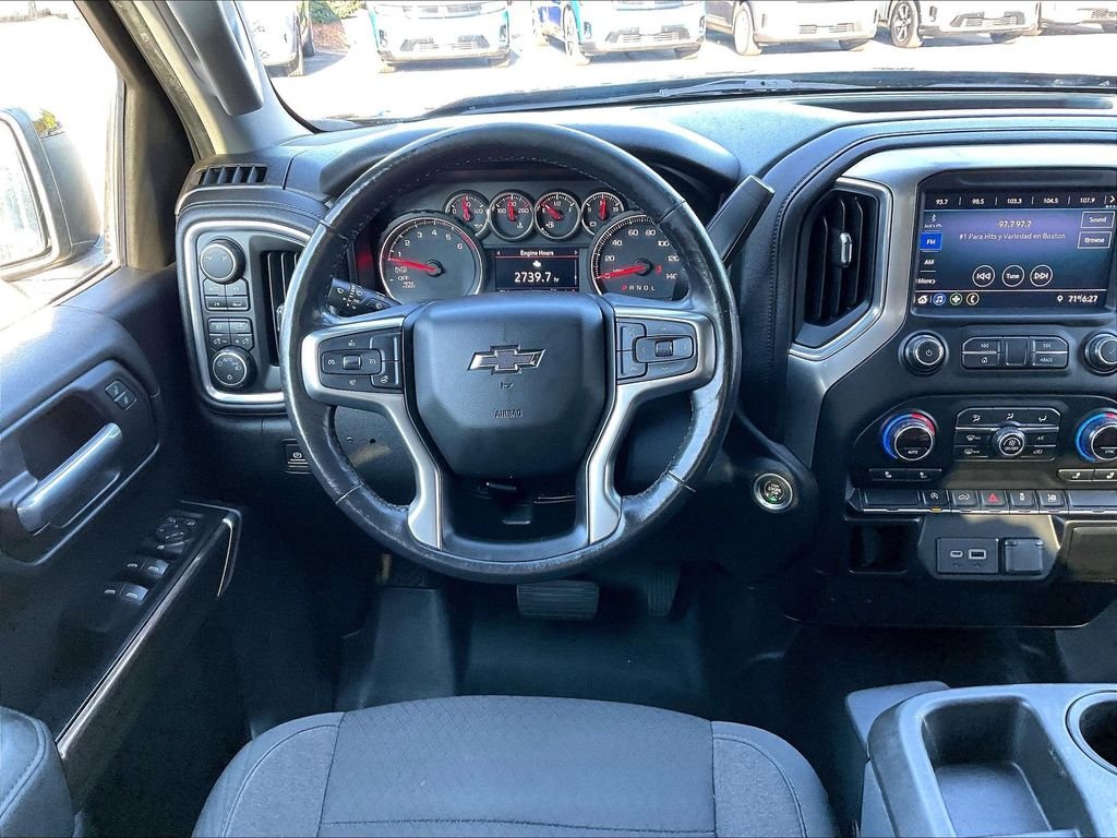 Used 2019 Black Chevrolet RST image 17