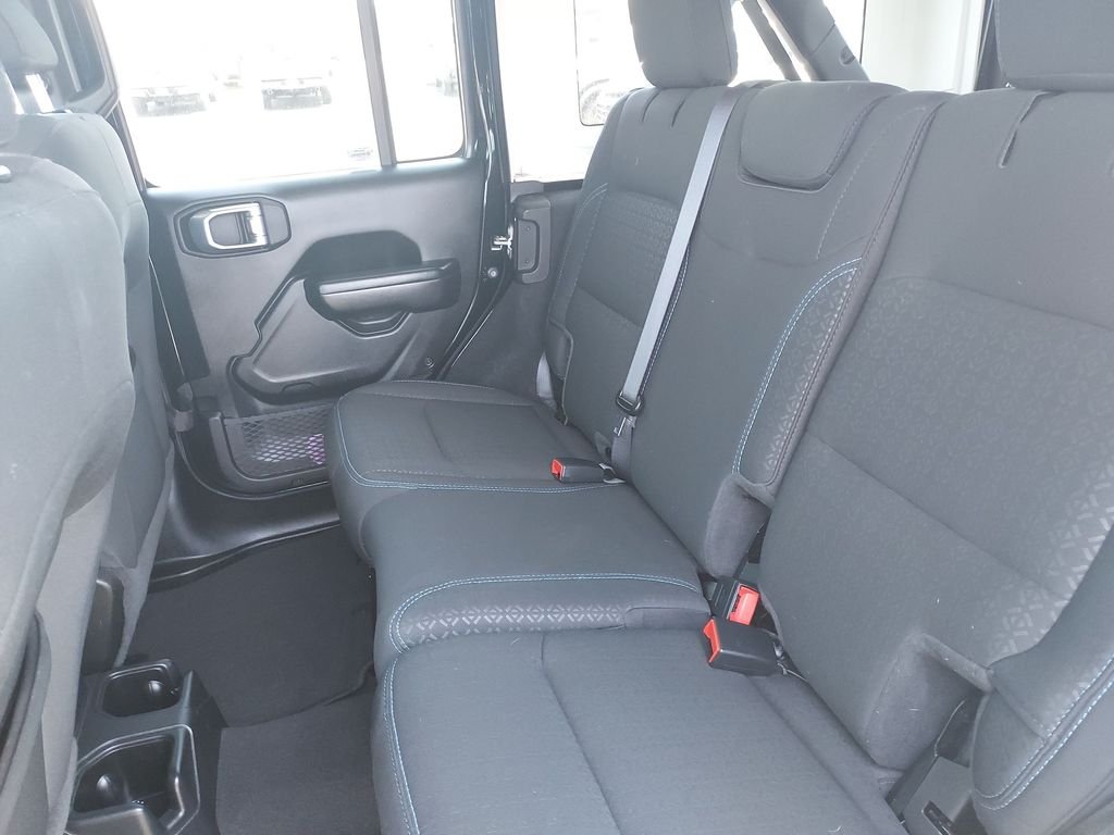 Used 2021 Black Jeep Unlimited Sport image 27