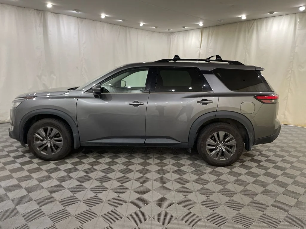 Used 2022 Gun Metallic Nissan SV image 10