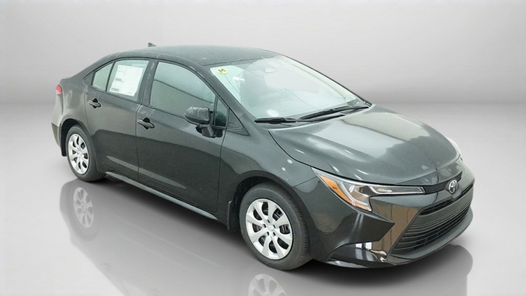 New 2027 Inked Toyota LE image 5