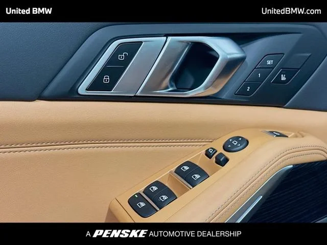 New 2026 Mineral White Metallic BMW X5 40i image 3