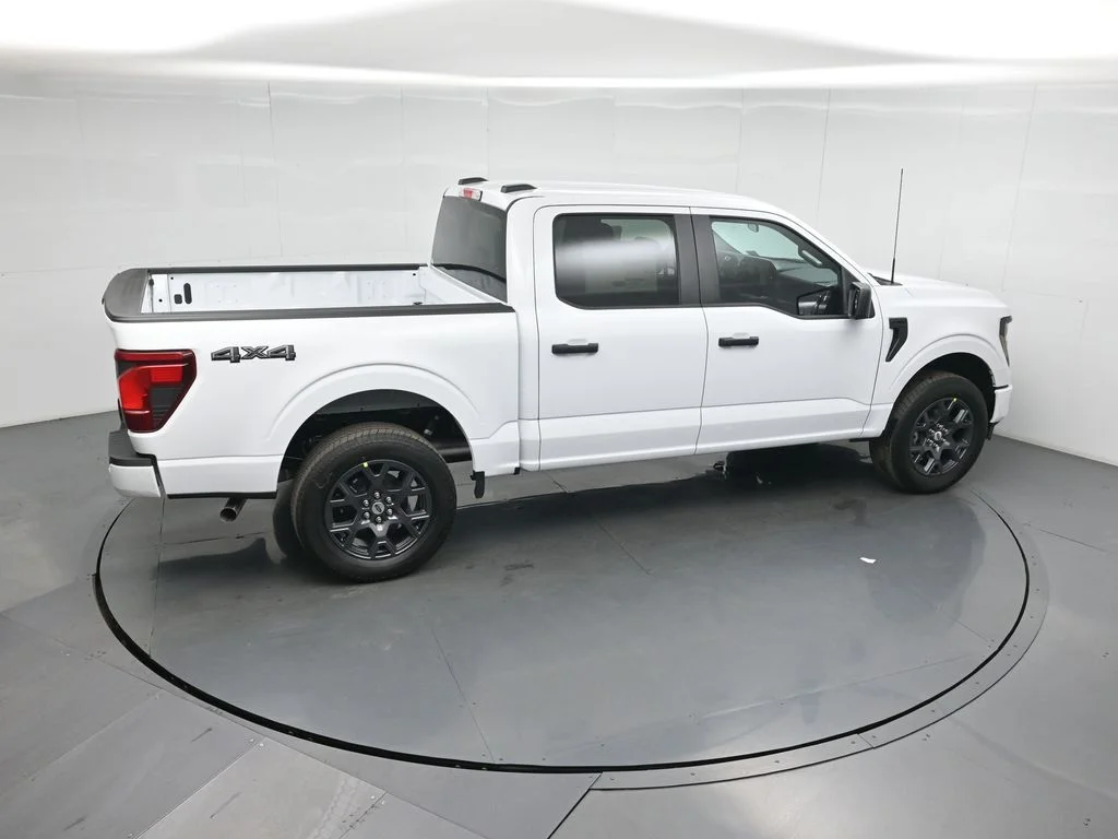 New 2026 Oxford White Ford STX image 37