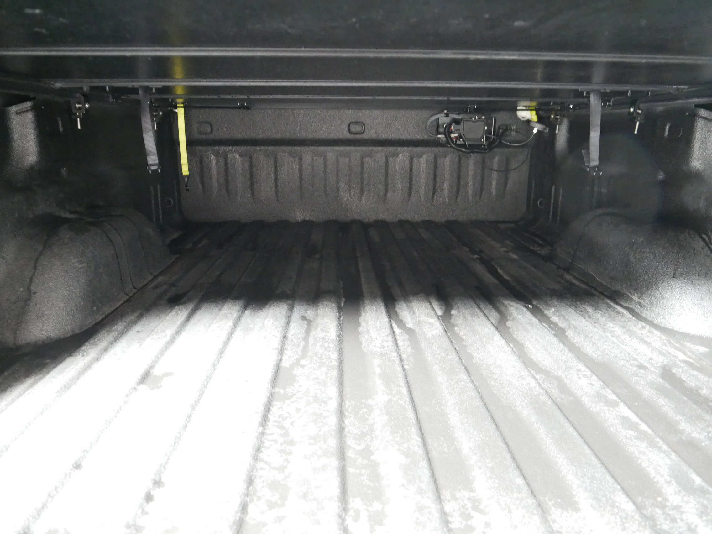 Used 2019 Summit White GMC SLE image 18